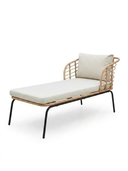 Singapore Rattan Sun Lounger With Cushion