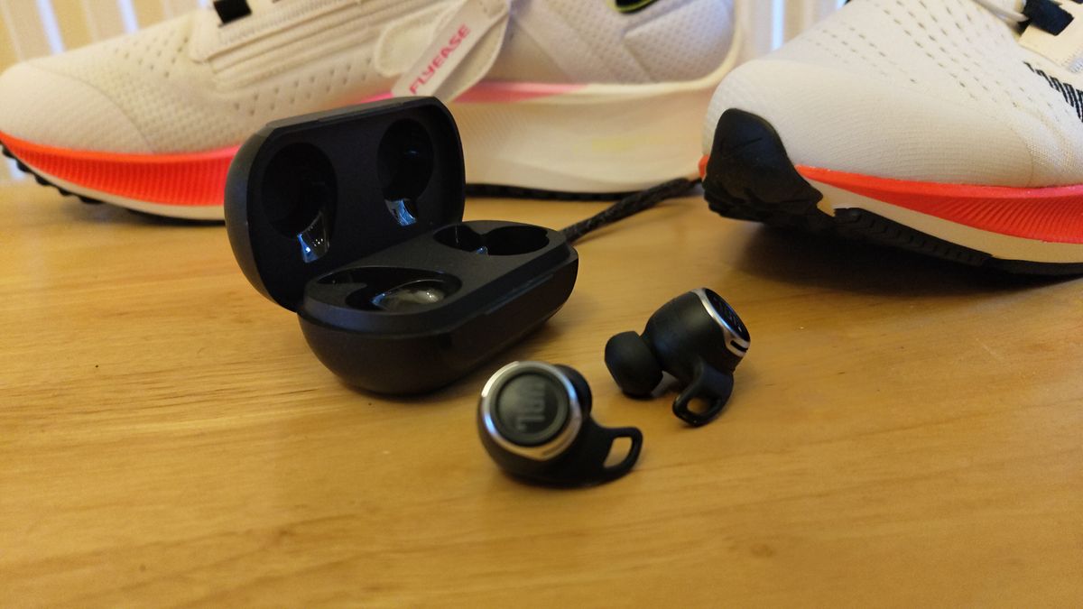 Best Running Headphones And Wireless Earbuds 2024 Tested On The Road   Rqv4BSY9278LJkdjgURfEA 1200 80 