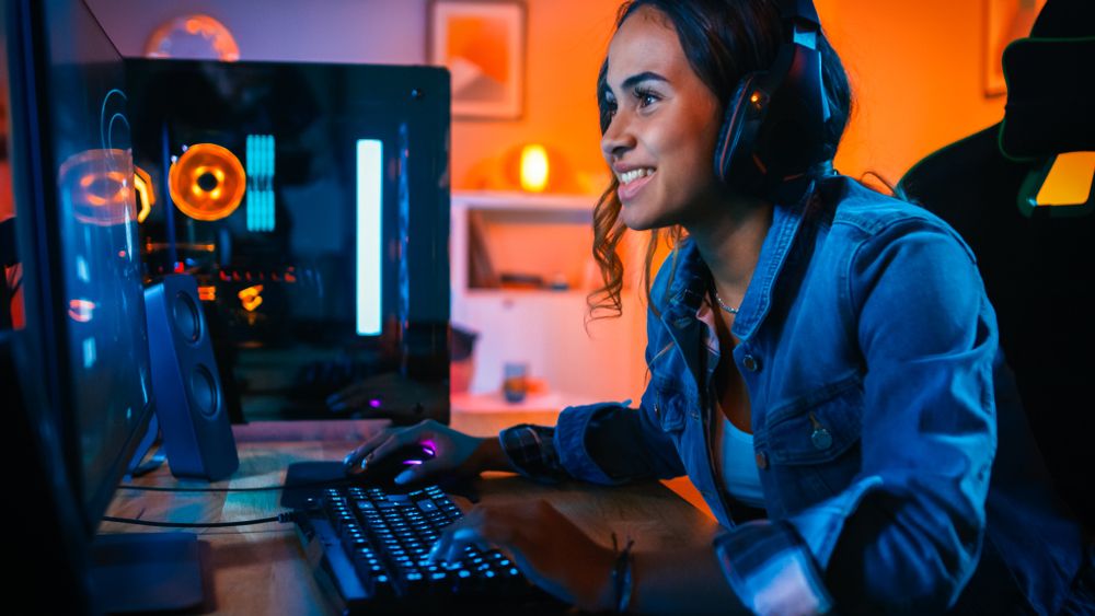 Woman gaming on a pc