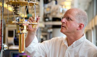Prof. Charles Marcus, University of Copenhagen, building a quantum PC with Microsoft. Image via Qubiz.