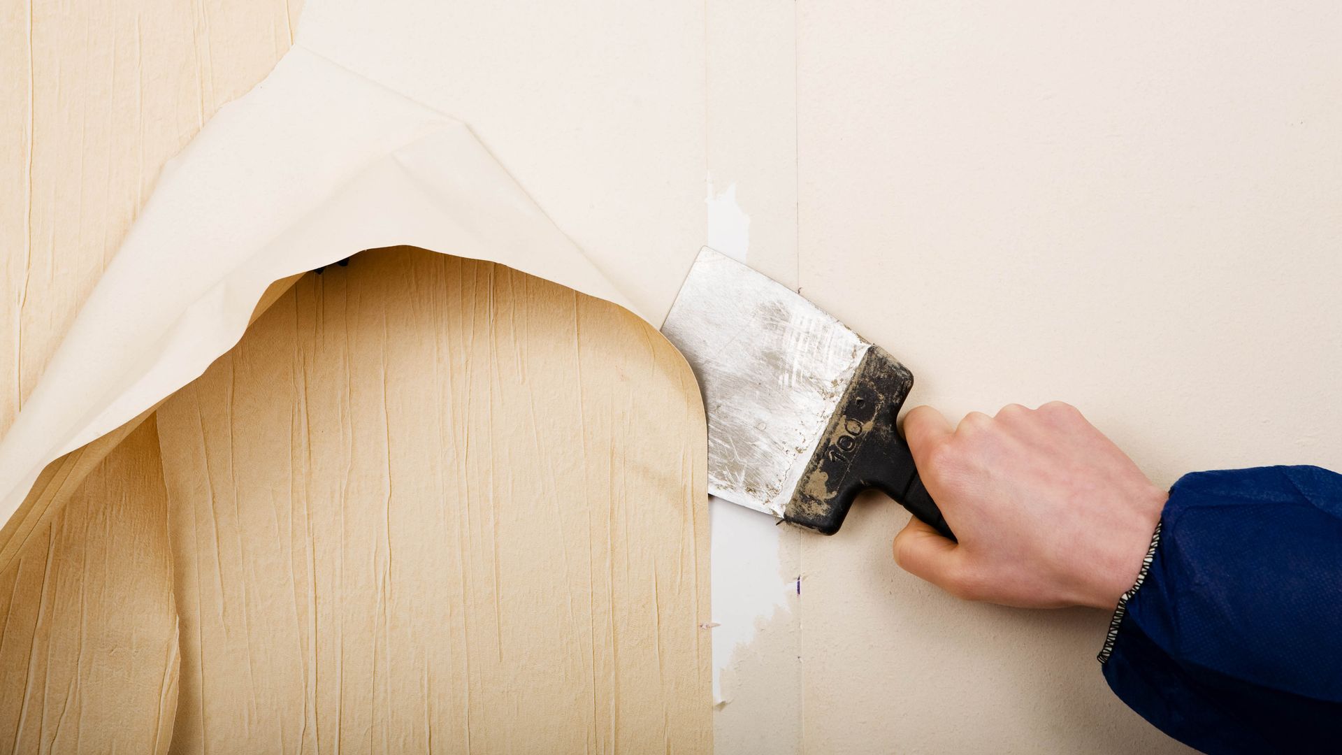 How to remove wallpaper without damaging your walls Tom's Guide