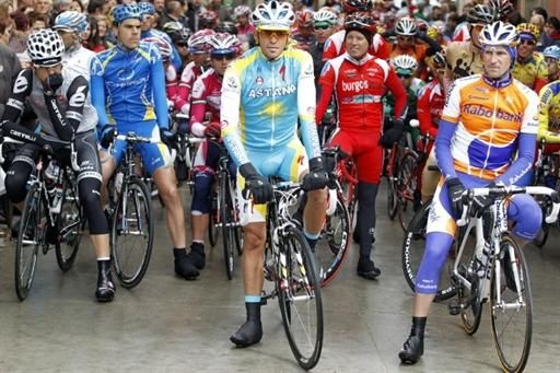 Alberto Contador (Astana) and Denis Menchov (Rabobank)