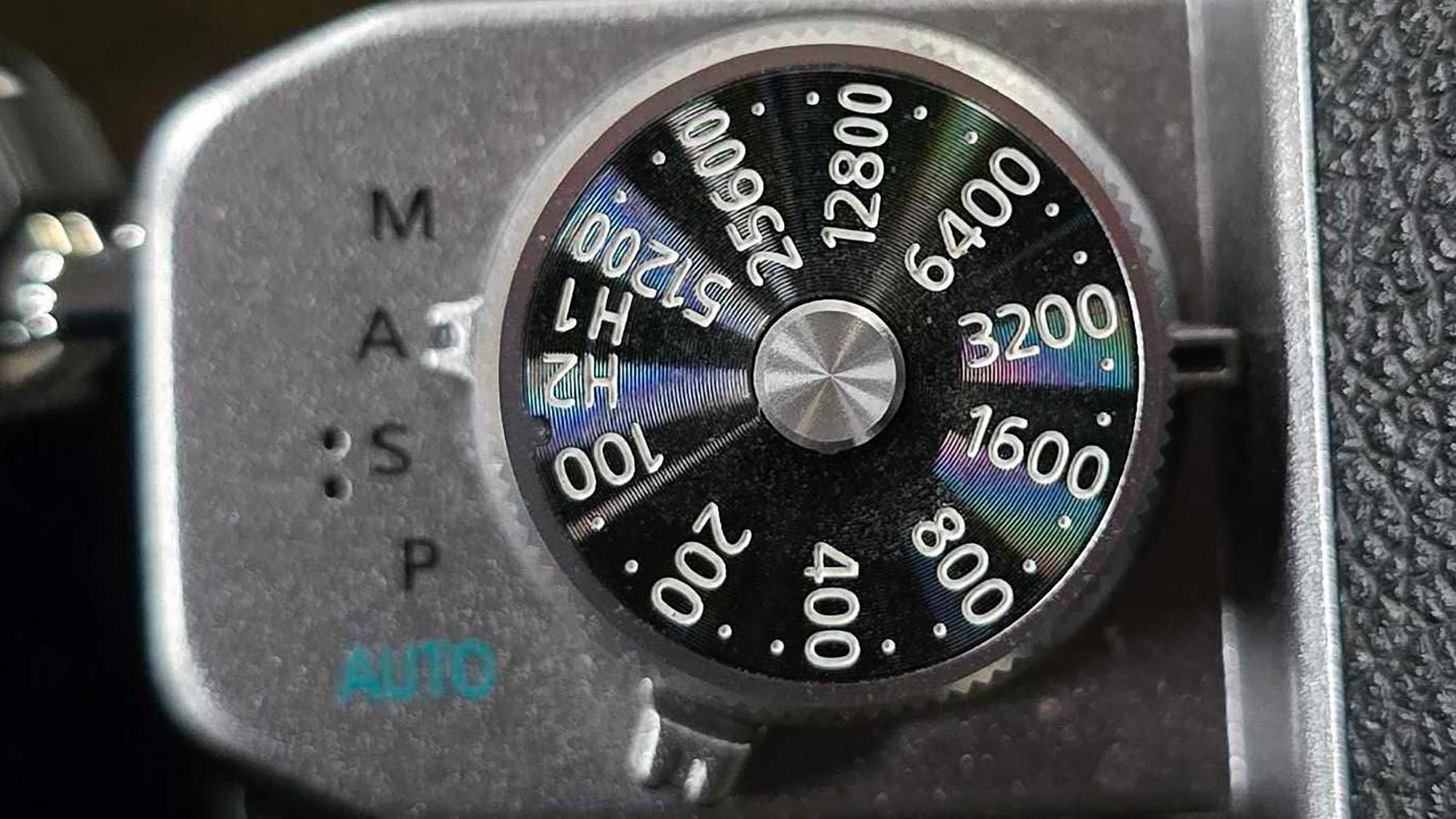 ISO 3200 selected on control dial of Nikon Z fc