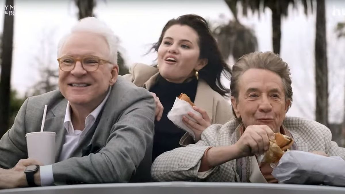 Steve Martin, Selena Gomez and Martin Short in a car eating 