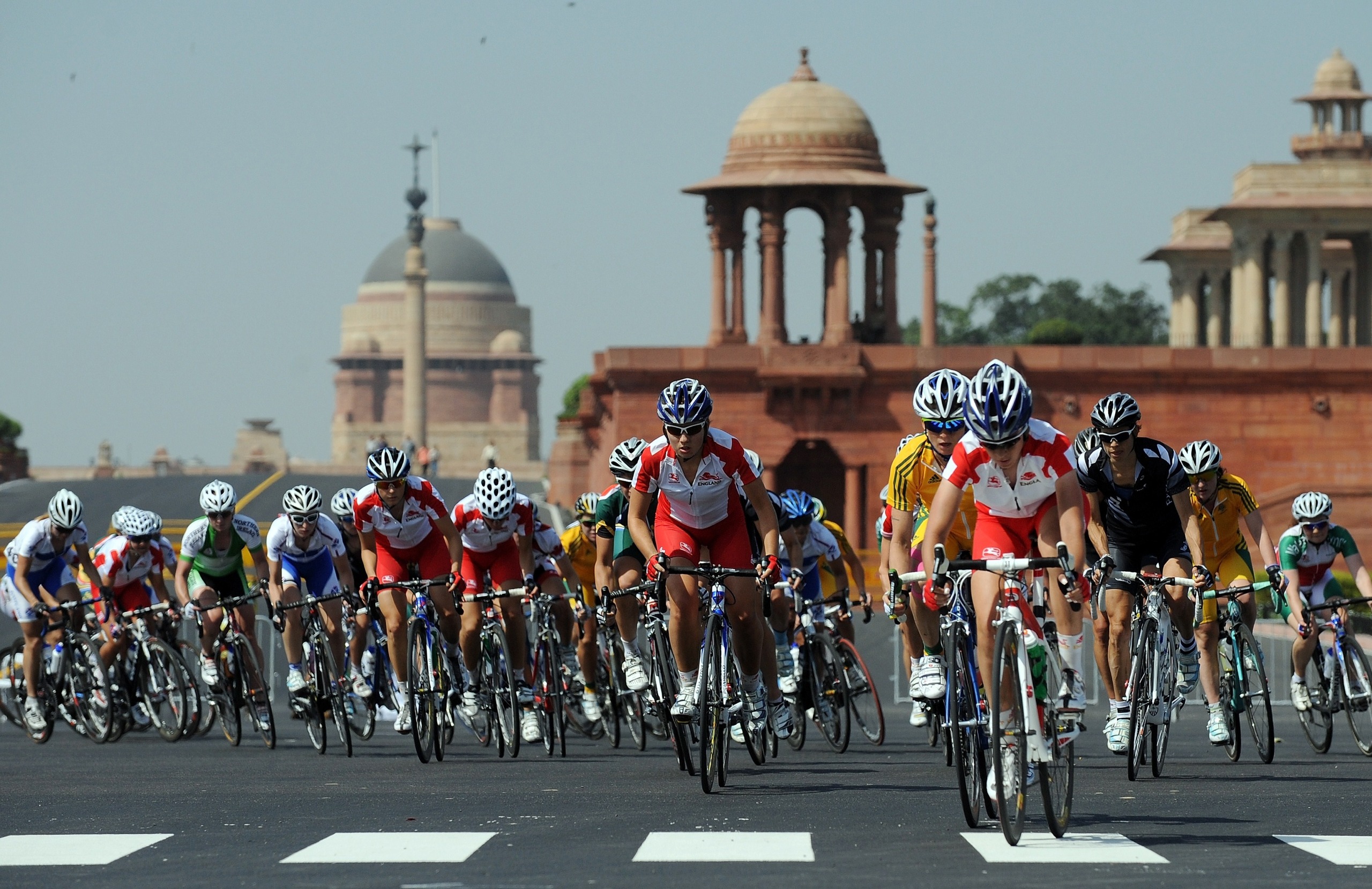 The peloton in the men's road race at the 2010 Commonwealth Games