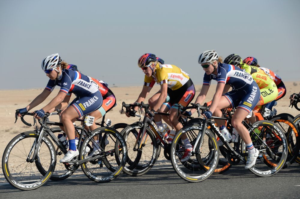 Race leader Ellen van Dijk (Boels Dolmans) in the bunch
