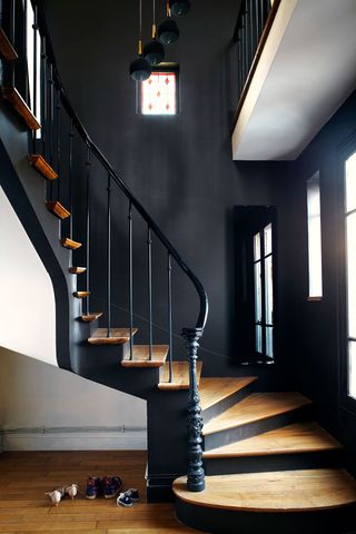 DIY black painted staircase with wooden treads