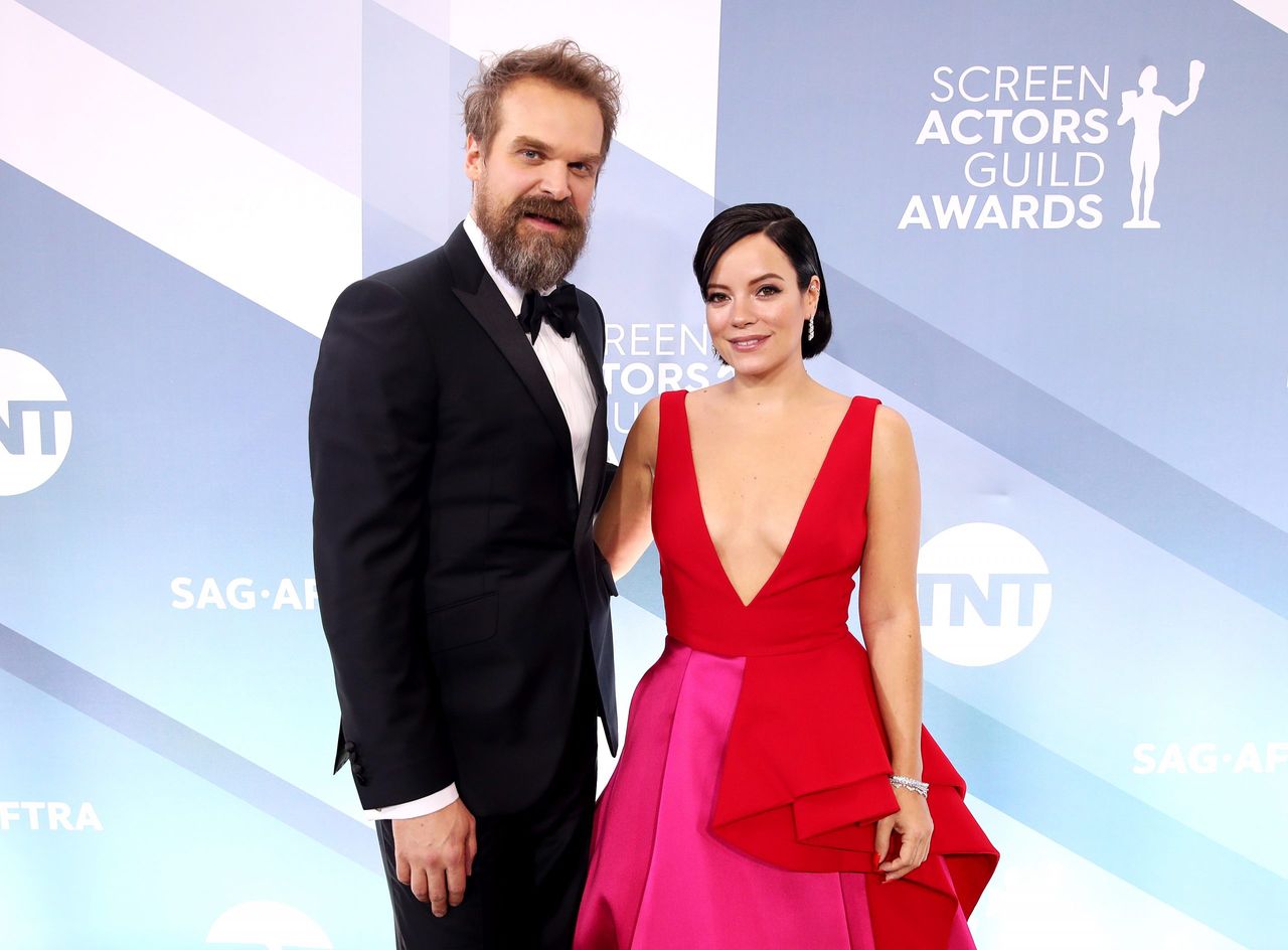 Lily Allen Stranger Things David Harbour