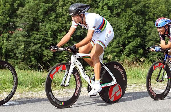U23 world champion Adriano Malori (Bottoli Nordelettrica Ramonda) took second on the stage but was part of the winning team.