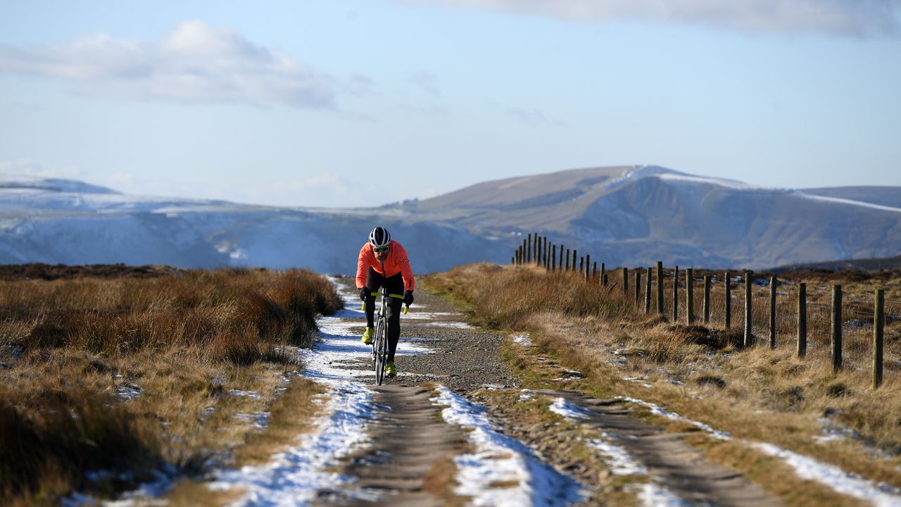 Simon Warren climbing