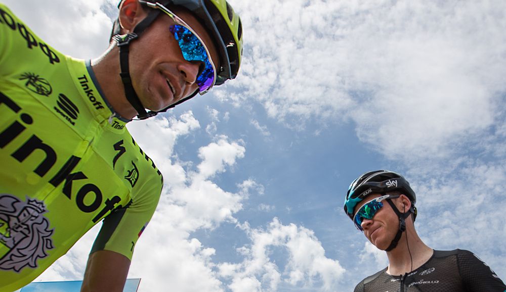 Alberto Contador and Chris Froome before the start of stage 7