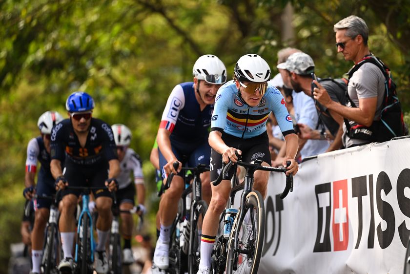 Picture by Chris Auld/SWpix.com - 26/09/2025 - Cycling - 2025 UCI Road World Championships - Kigali Convention Centre, Kigali, Rwanda - Men Under-23 Road Race - Belgium