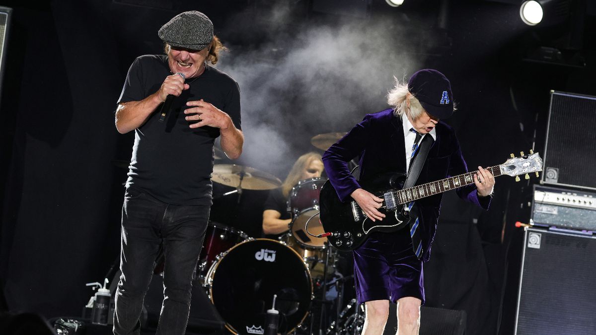Are you ready? Are AC/DC about to announce a world tour?