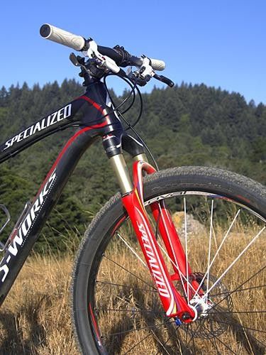 The new hardtail also gets the taper-end-oversized front end treatment.