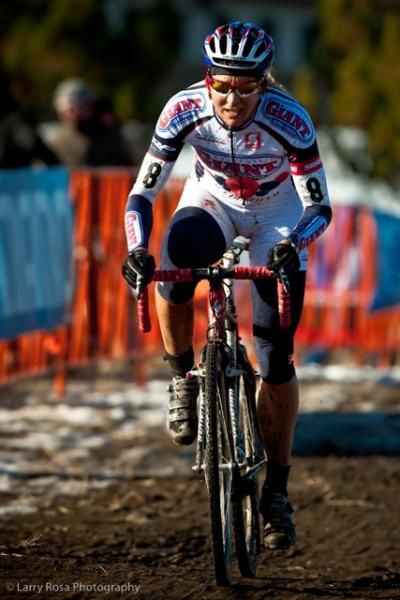 Meredith powers through the mud at U.S. Nationals in Bend, OR. Miller finished the day in 2nd to secure her spot at Worlds.