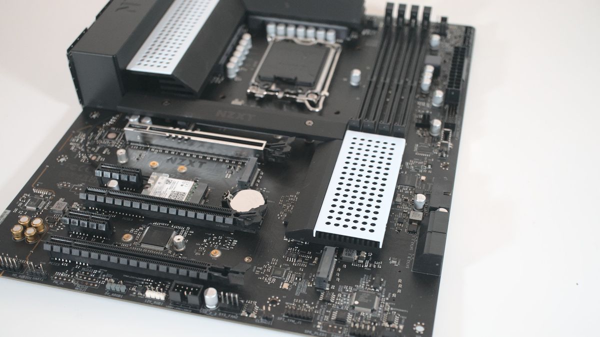 NZXT N5 Z690 review A solid Intel Alder Lake motherboard with NZXT CAM