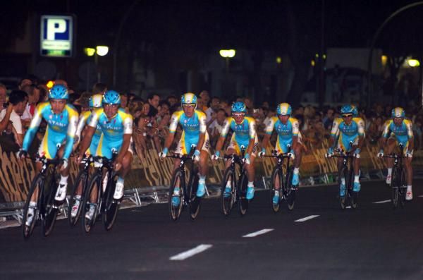 Astana approaches a corner
