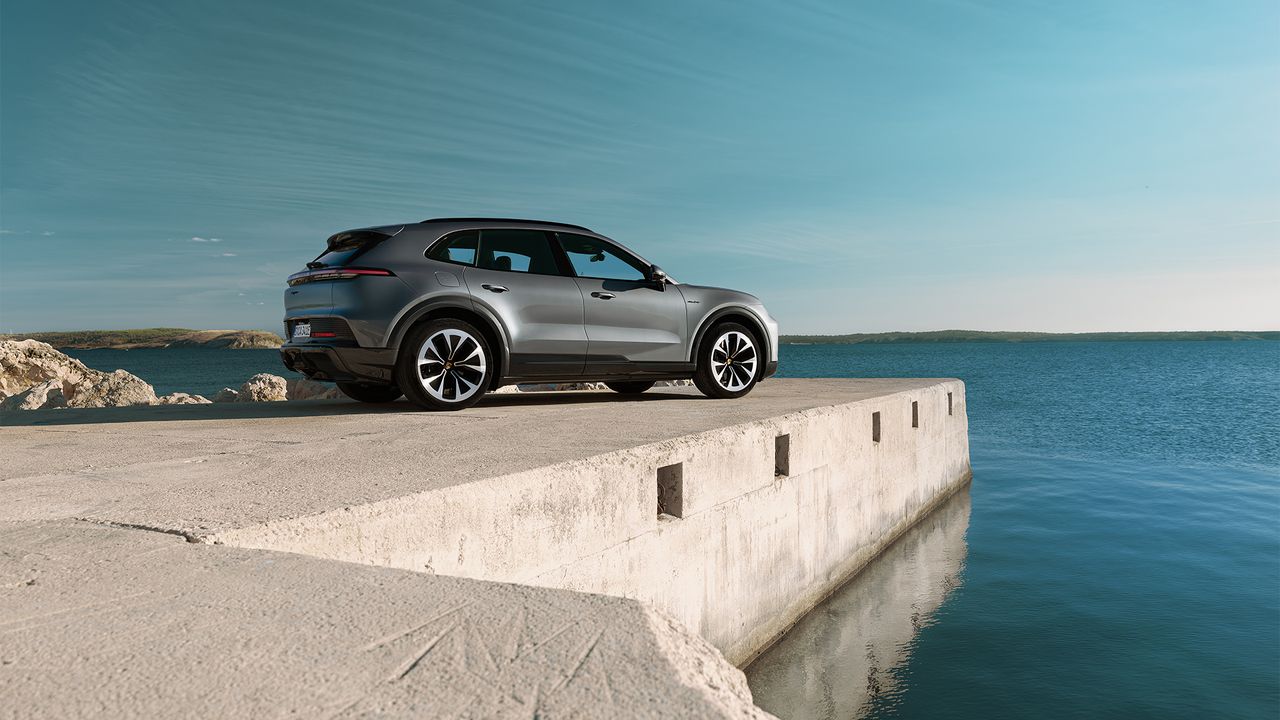 Porsche Cayenne Electric