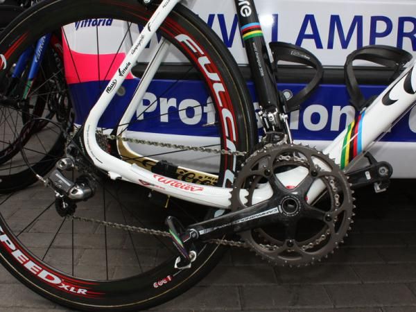For whatever reason, Ballan's Record derailleur are paired to a Chorus crank.