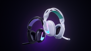 Logitech G522 Headsets.