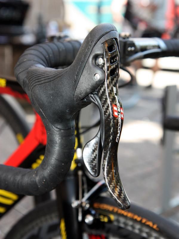 Campagnolo has provided Philippe Gilbert (Omega Pharma-Lotto) with its top-end mechanical group.