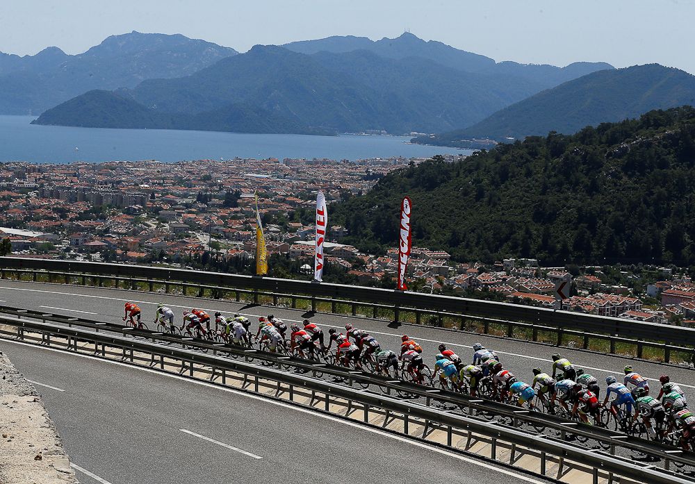 The Tour of Turkey peloton in action during stage 7.
