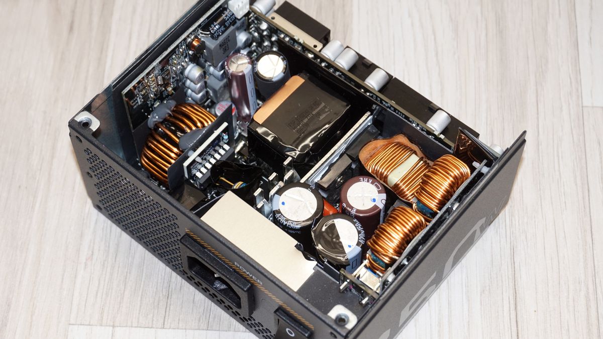 Acer Predator GX850 SFX