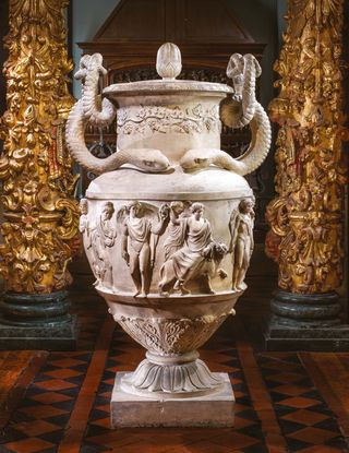 Westland London - Urn