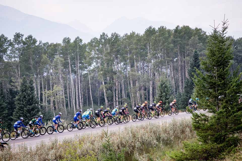 The peloton on stage 1 of the Tour of Alberta.