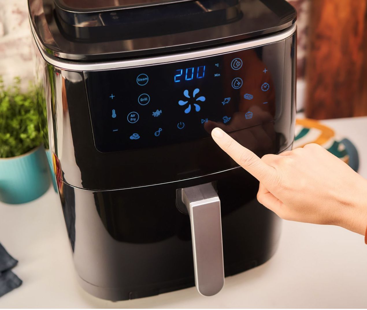 Best air fryer 2025 all the flavour with way less fat T3