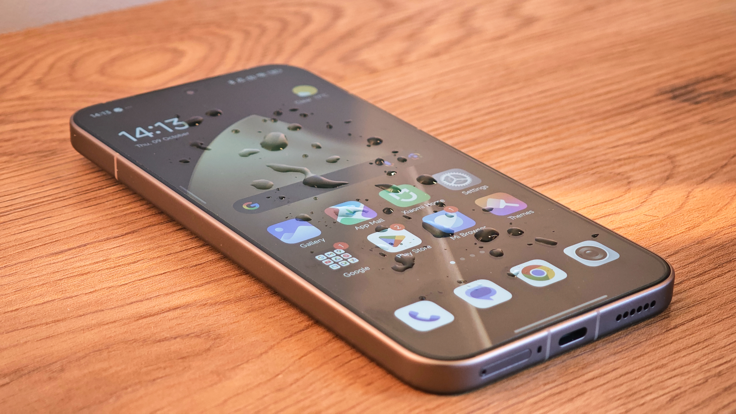 Xiaomi 15T Pro REVIEW water on screen