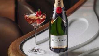 Moët & Chandon 'Joie d'Hiver' Champagne Cocktail