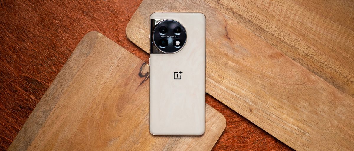 OnePlus 11 gets its first OxygenOS 14 beta in the US and India