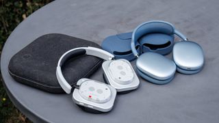 AirPods Max vs Nothing Headphone (1)