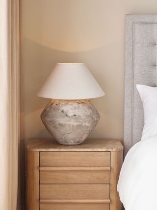 Natural N. Premium Burghley Large Table Lamp