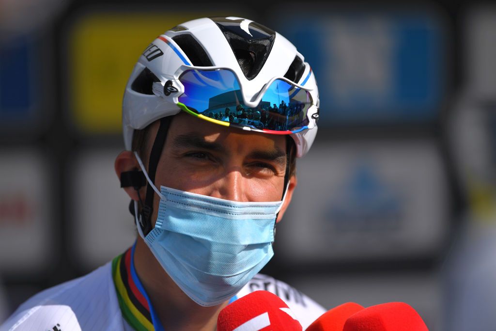 WAREGEM BELGIUM MARCH 31 Start Julian Alaphilippe of France and Team Deceuninck QuickStep during the 75th Dwars Door Vlaanderen 2021 Mens Elite a 1841km race from Roeselare to Waregem Interview Mask Covid Safety Measures DDV DDV21 FlandersClassic A travers la Flandre on March 31 2021 in Waregem Belgium Photo by Luc ClaessenGetty Images