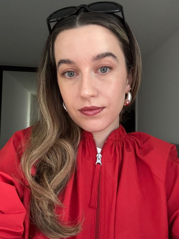 Deputy beauty editor Grace Lindsay wearing the Sacheu lip liner