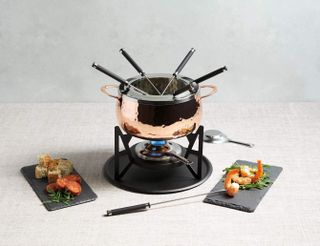 Artesa Fondue Set with Hammered Copper Finish in Gift Box