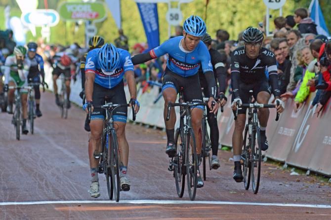 The Garmin riders after the crash