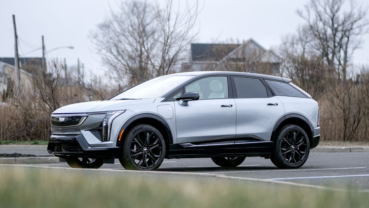 2025 Cadillac Optiq Sport 2 test drive.