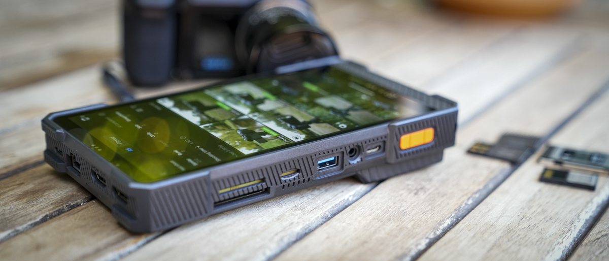 PixelMob Portable AI Workstation