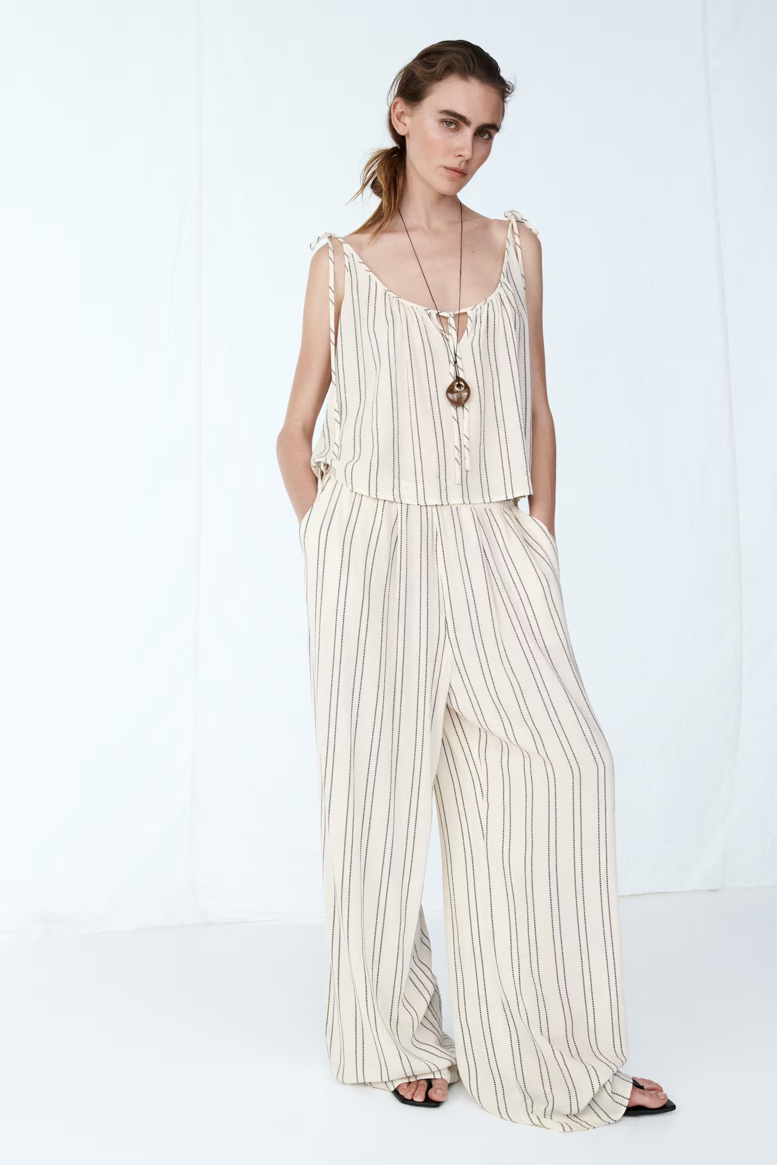 H&amp;amp;M, Wide Drawstring Trousers