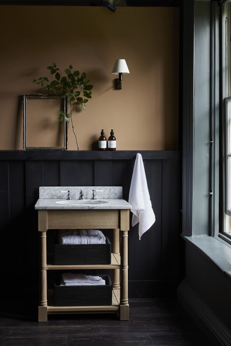Yellow bathroom ideas: 10 yellow color schemes for bathrooms | Homes and Gardens