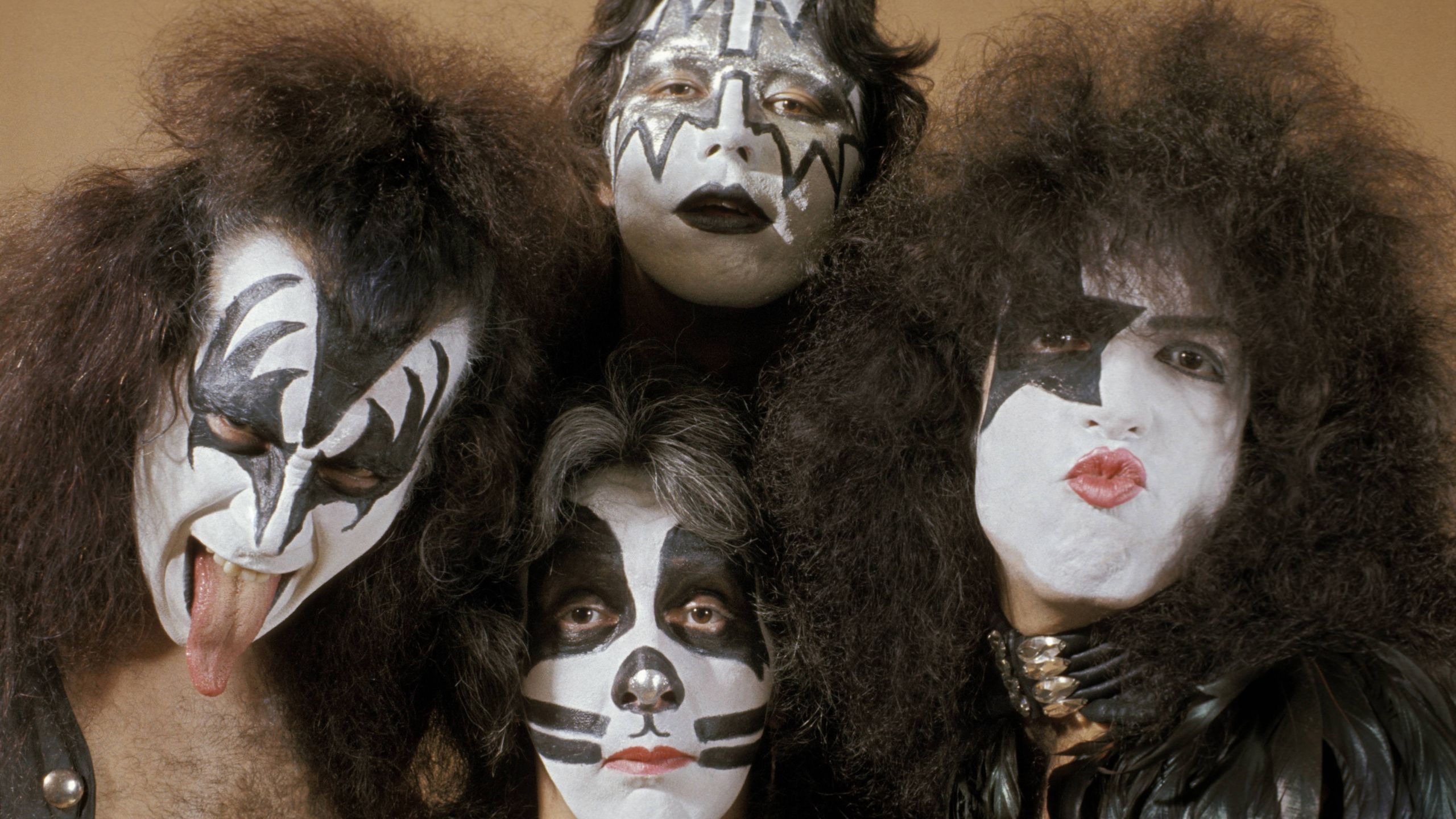 “Peter and I were in a car and he started humming this melody. ‘What’s that?’ ‘Oh, that’s a song I wrote.’ I mean, Peter never wrote a song in his life! But he sings, ‘Beck, I hear you calling…’” Gene Simmons and Paul Stanley on the Kiss classic Destroyer