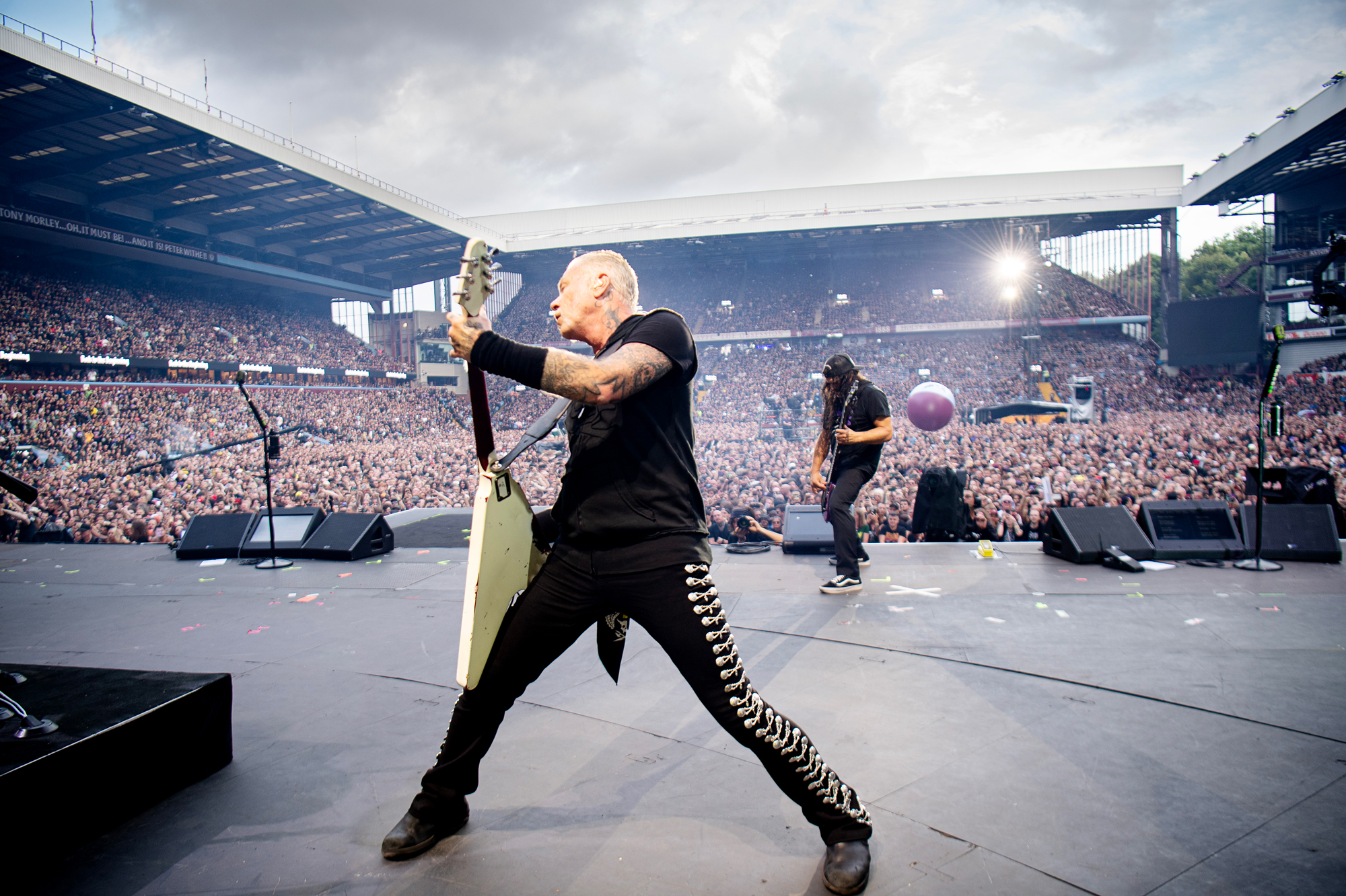 Back to the Beginning live shots