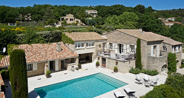 properties for sale in Luberon