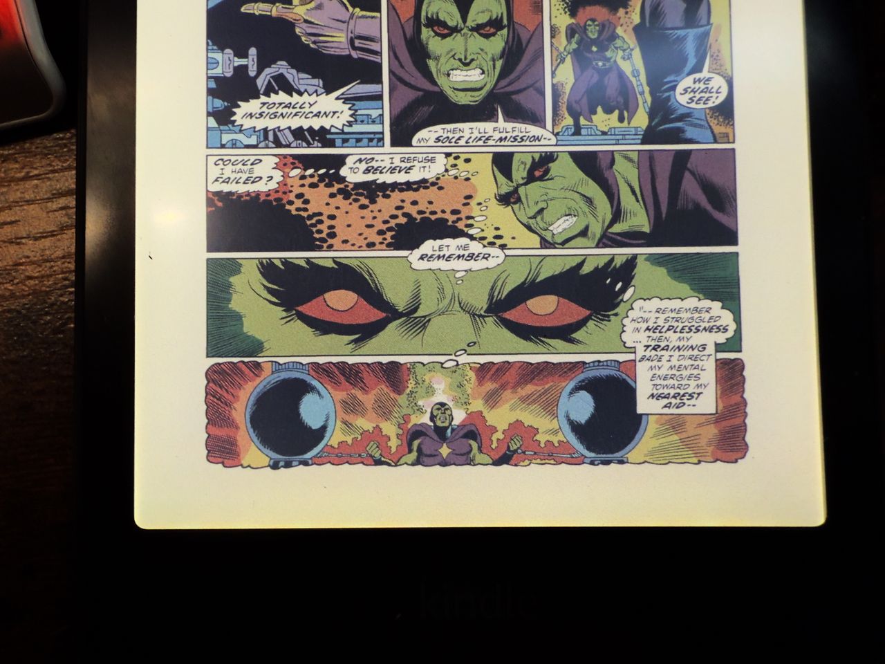 Amazon Kindle Colorsoft Signature edition e-reader showing graphic novels, cookbooks, and fiction, as well as settings