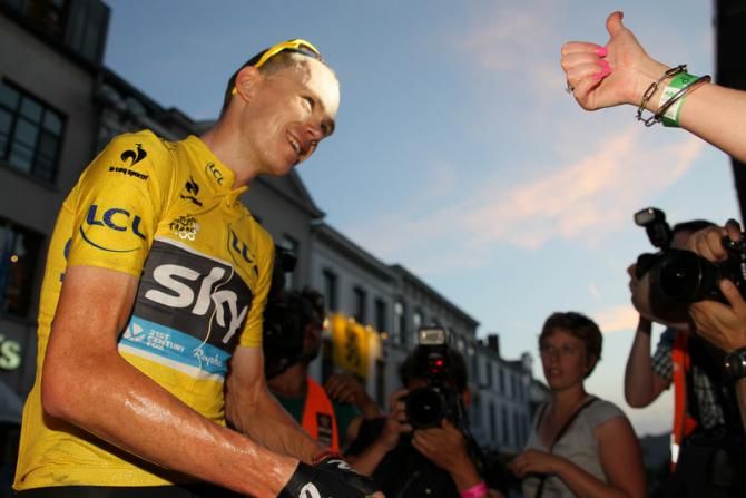 The centre of attention - Chris Froome (Sky)