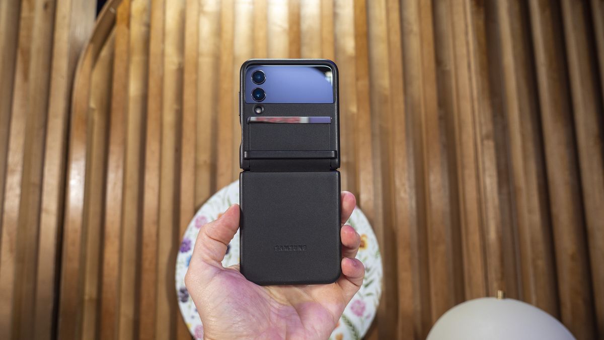 Samsung's new case for the Galaxy Z Flip 4