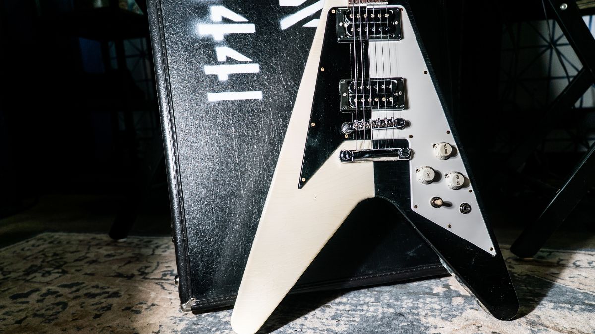 Gibson Custom Michael Schenker 1971 Flying V Collector&rsquo;s Edition